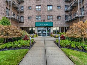 204-15 Foothill Avenue B77, Hollis NY 11423