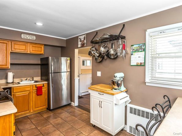 174 N Nassau Avenue, Massapequa NY 11758