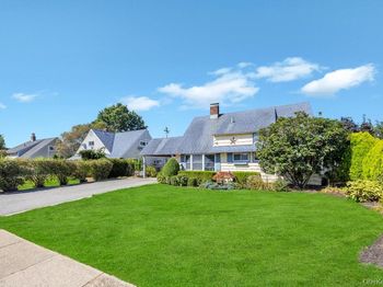 142 Blacksmith Road E