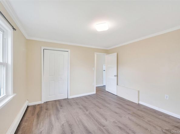 88 Anchor Lane, Levittown NY 11756