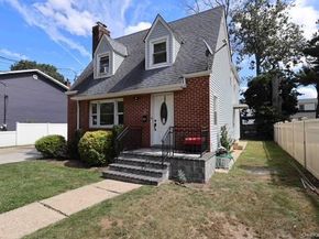 40 Wagner Avenue, Roosevelt NY 11575