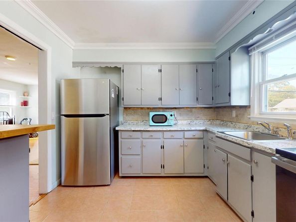 40 Wagner Avenue, Roosevelt NY 11575