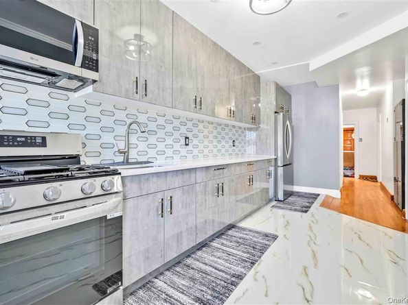 104-21 92nd Avenue, Richmond Hill NY 11418