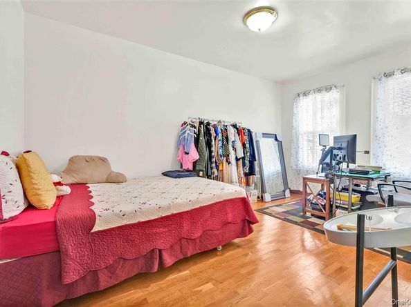 104-21 92nd Avenue, Richmond Hill NY 11418