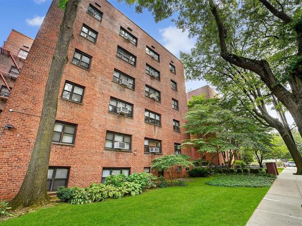 51 White Oak Street 2E, New Rochelle NY 10801