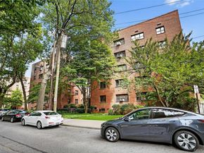 51 White Oak Street 2E, New Rochelle NY 10801
