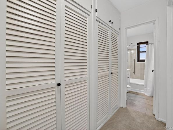 51 White Oak Street 2E, New Rochelle NY 10801