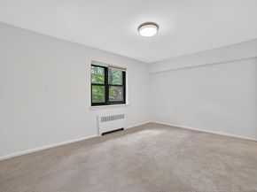 51 White Oak Street 2E, New Rochelle NY 10801
