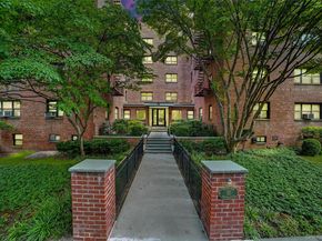 51 White Oak Street 2E, New Rochelle NY 10801