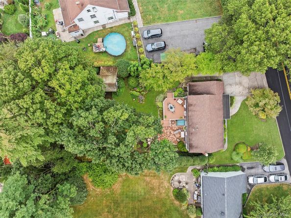 222 Half Hollow Road, Deer Park NY 11729