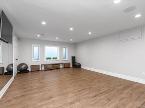 7 Stuyvesant Place, Lawrence NY 11559