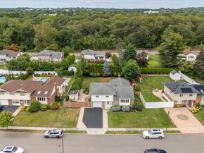 11 Dartmouth Drive, Plainview NY 11803