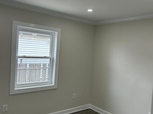 11 Bayview Avenue, Lawrence NY 11559