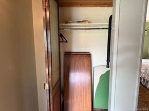 17 Club Lane, Levittown NY 11756
