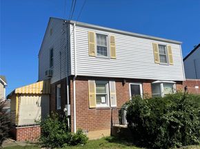 424 Andrews Road, Mineola NY 11501