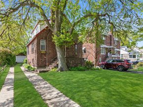 70 Lyon Place, Lynbrook NY 11563