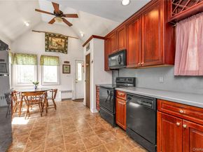 70 Lyon Place, Lynbrook NY 11563
