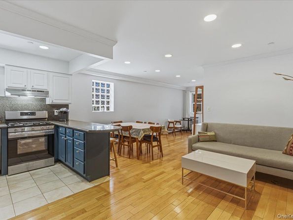 83-71 116th Street 4B, Kew Gardens NY 11418