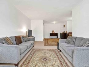 141-05 Pershing Crescent 516, Briarwood NY 11435