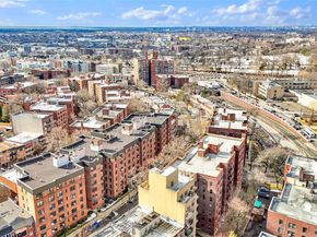 141-05 Pershing Crescent 516, Briarwood NY 11435