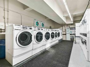 141-05 Pershing Crescent 516, Briarwood NY 11435