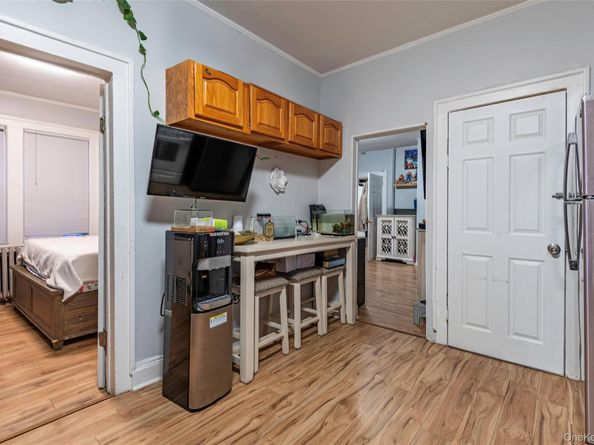 1060 Midland Street, Uniondale NY 11553