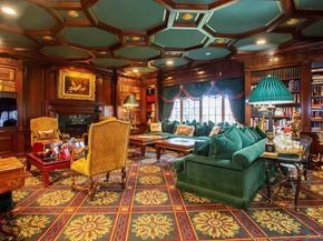 85 Eleventh Street, Garden City NY 11530