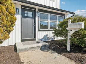 38 Somerset Road E, Amityville NY 11701