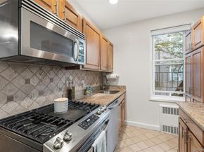 101 Old Mamaroneck Road 1c5, White Plains NY 10605