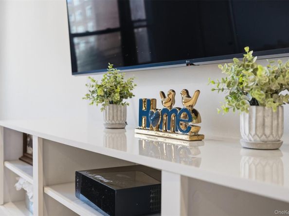 101 Old Mamaroneck Road 1c5, White Plains NY 10605