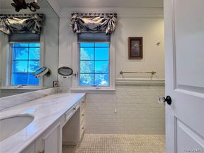 35 Moss Lane, Jericho NY 11753