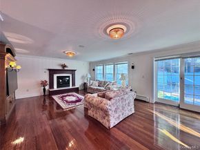 35 Moss Lane, Jericho NY 11753