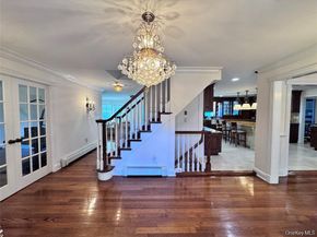 35 Moss Lane, Jericho NY 11753