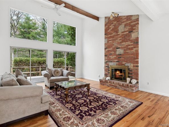 5 Cattalo Circle, East Hampton NY 11937