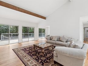 5 Cattalo Circle, East Hampton NY 11937