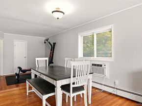 26 Clarendon Street, Dix Hills NY 11746