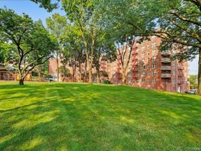 333 Bronx Rive Road #707 707, Yonkers NY 10704