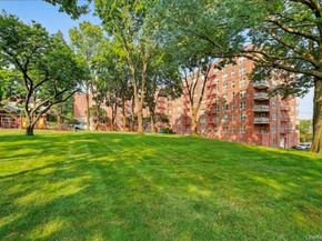 333 Bronx Rive Road #707 707, Yonkers NY 10704