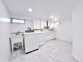 14 Willets Drive, Syosset NY 11791