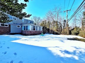 14 Willets Drive, Syosset NY 11791