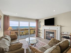 805 Bluffs Drive N, Baiting Hollow NY 11933