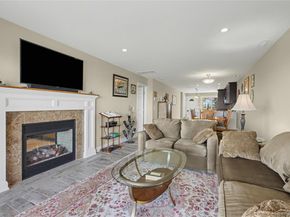 805 Bluffs Drive N, Baiting Hollow NY 11933