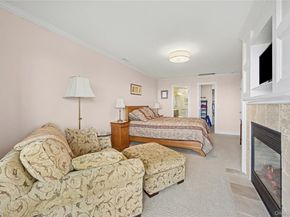 805 Bluffs Drive N, Baiting Hollow NY 11933