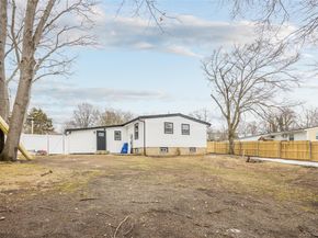78 Samuel Street, Ronkonkoma NY 11779