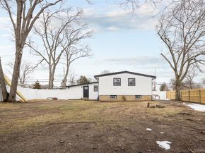 78 Samuel Street, Ronkonkoma NY 11779