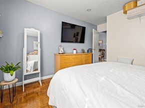 5609 van cleef, Corona NY 11368