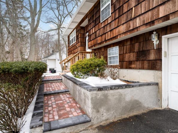 189 Broadway, Rocky Point NY 11778