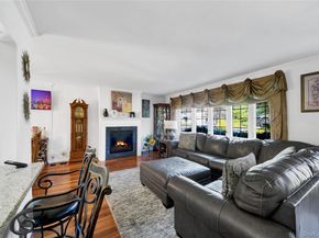 39 Harding Drive, New Rochelle NY 10801