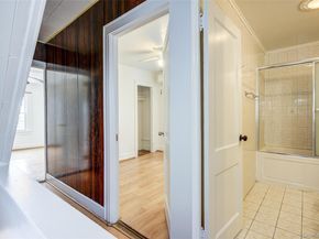 9056 184th Place, Hollis NY 11423