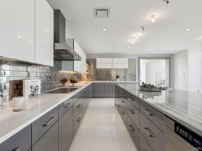 5 Renaissance Square PH41 Ent. Floor, White Plains NY 10601